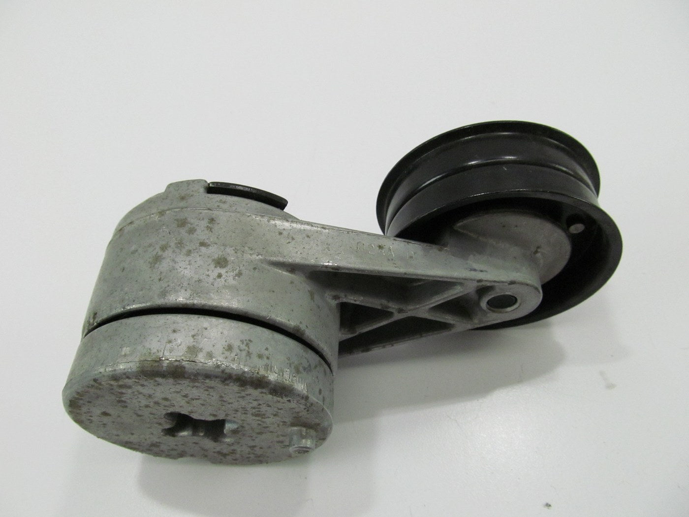 NEW - OUT OF BOX - OEM Ford E8SE-6B209-BD Belt Tensioner 1988 Thunderbird 3.8L