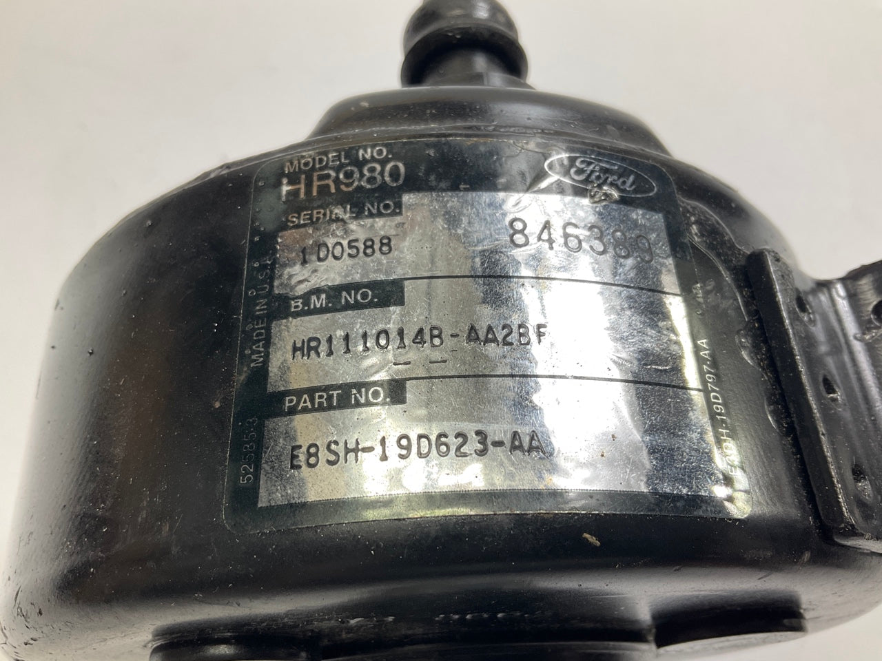 NEW UNBOXED OEM Ford E8SH-19D623-AA A/C Compressor HR980 W/O Clutch