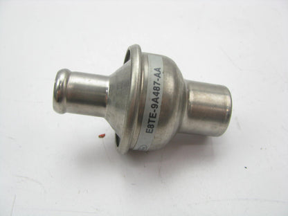 NEW - OUT OF BOX FORD E8TE-9A487-AA Smog Air Pump Check Valve E7TZ9A487E