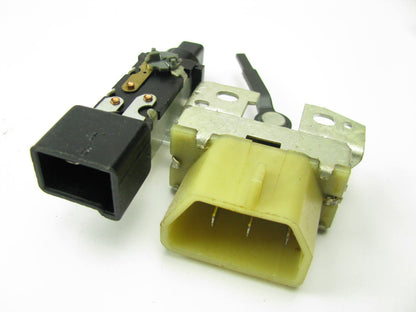 NEW - OUT OF BOX - OEM Ford E8TH-19A642-AA A/C HVAC Blower Control Switch