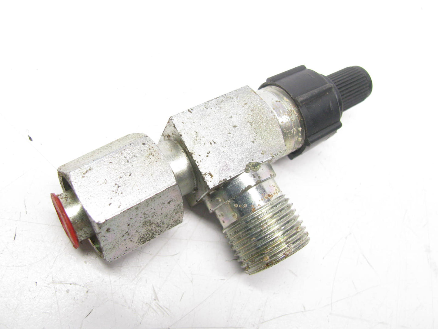 NEW - UNBOXED FORD E8TH-19A990-AA A/C High Pressure Valve 1988 F-150/350 Bronco