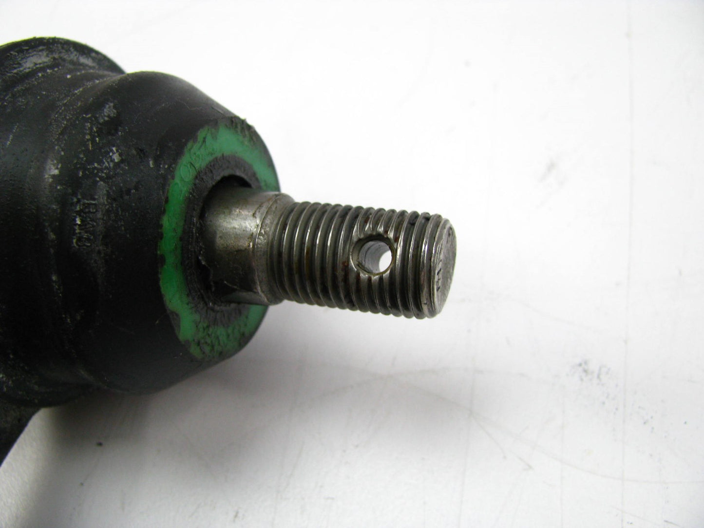 NEW OEM Ford E8TZ-3304-A LEFT Outer Steering Tie Rod End - 1988-97 F Super Duty