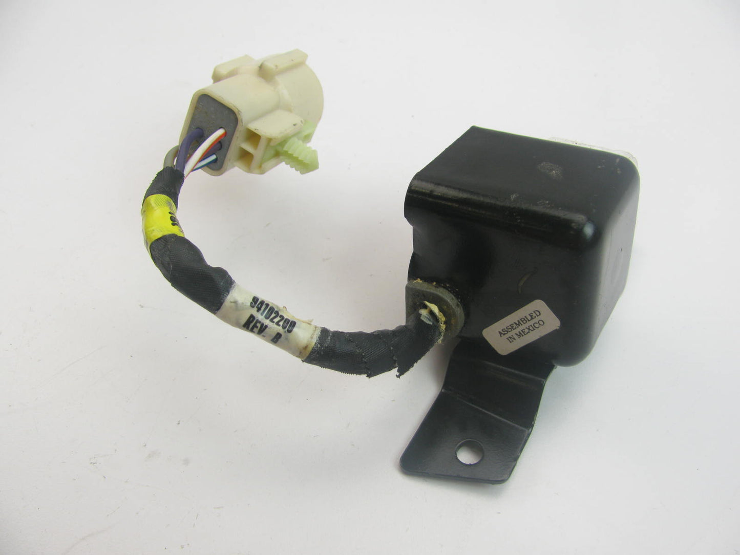 NEW - OUT OF BOX E90B-14B007-CA SRS Crash Sensor 1989-1990 Continental