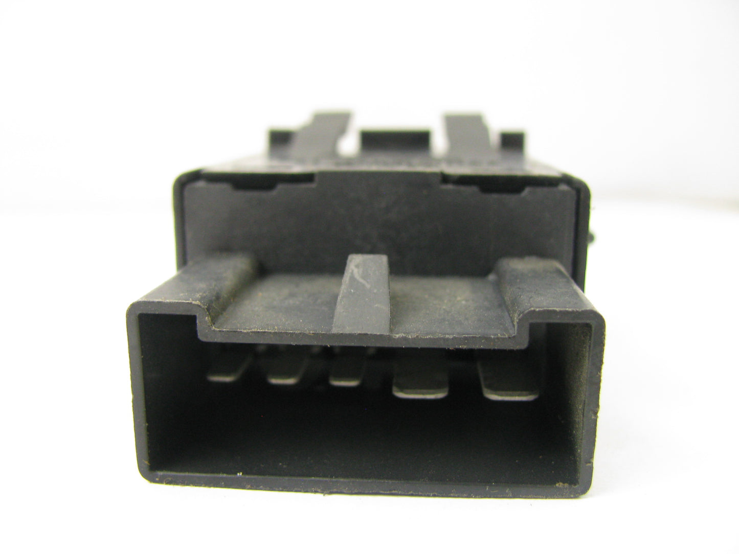 NEW - OUT OF BOX E90B-19A328-AB Rear Defrost Switch 1991-94 Lincoln Continental