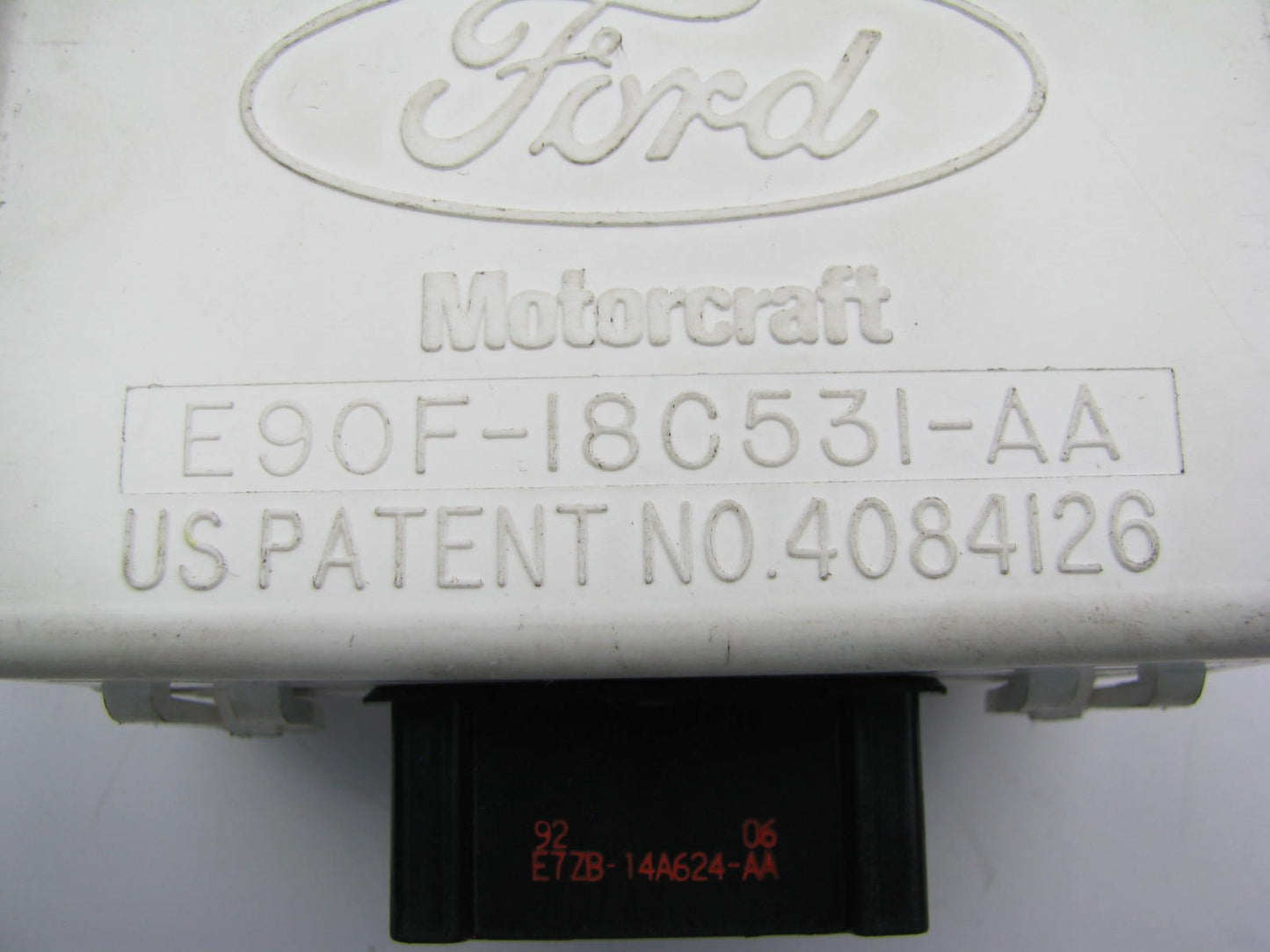 NEW - OUT OF BOX - OEM Ford E90F-18C531-AA Heated Windshield Control Module