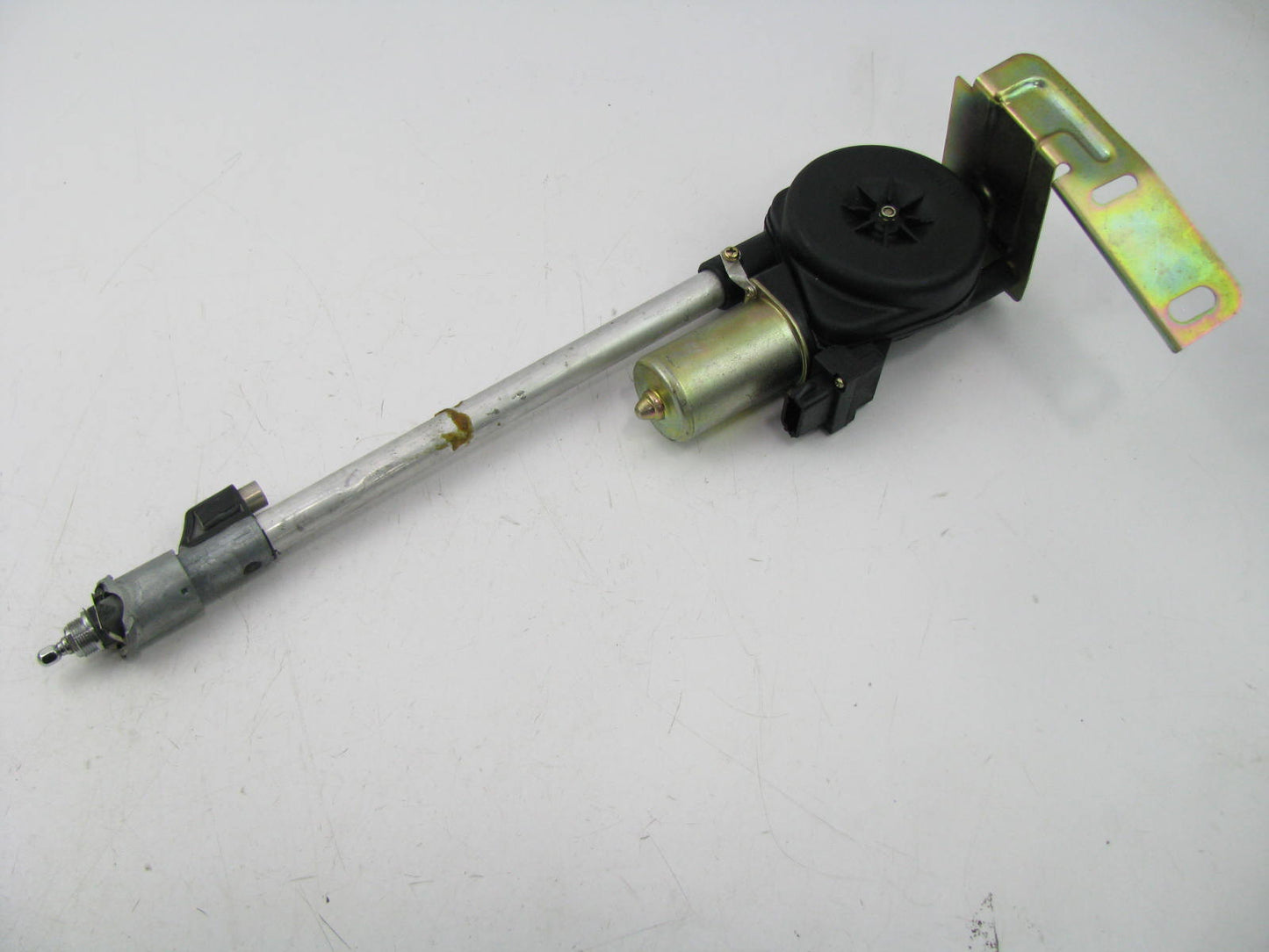 NEW - OUT OF BOX - OEM Ford E90F-19A018-AA Antenna 1989-94 Lincoln Continental
