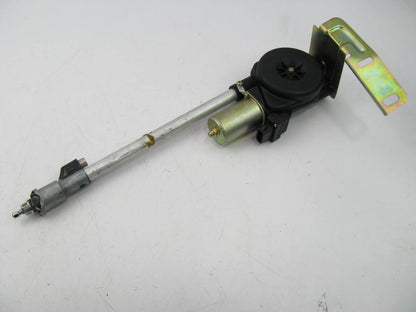 NEW - OUT OF BOX - OEM Ford E90F-19A018-AA Antenna 1989-94 Lincoln Continental