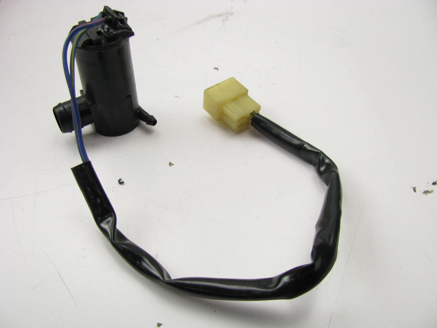OUT OF BOX OEM Ford E92F-17664-AB Windshield Washer Pump
