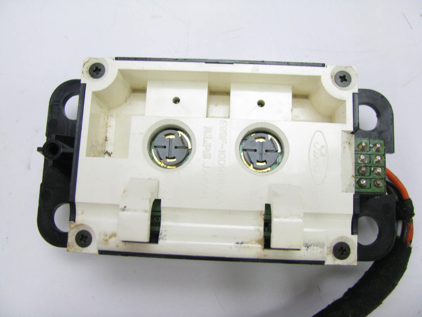 NEW - OUT OF BOX FORD E99F-10D996-AA Trip Reset Gauge Switch 1986-1991 Aerostar