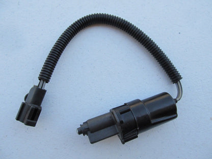 NEW - OUT OF BOX - OEM Ford E9DF-9N825-AA Idle Air Control Valve IAC