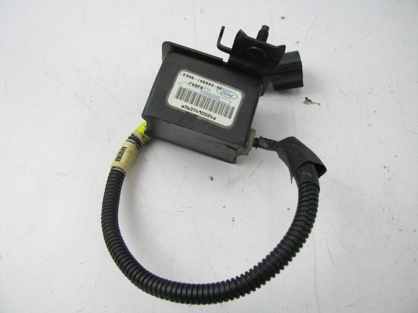 NEW OUT OF BOX 1989-1990 Lincoln Continental SRS Crash Sensor E9OB-14B004-AE
