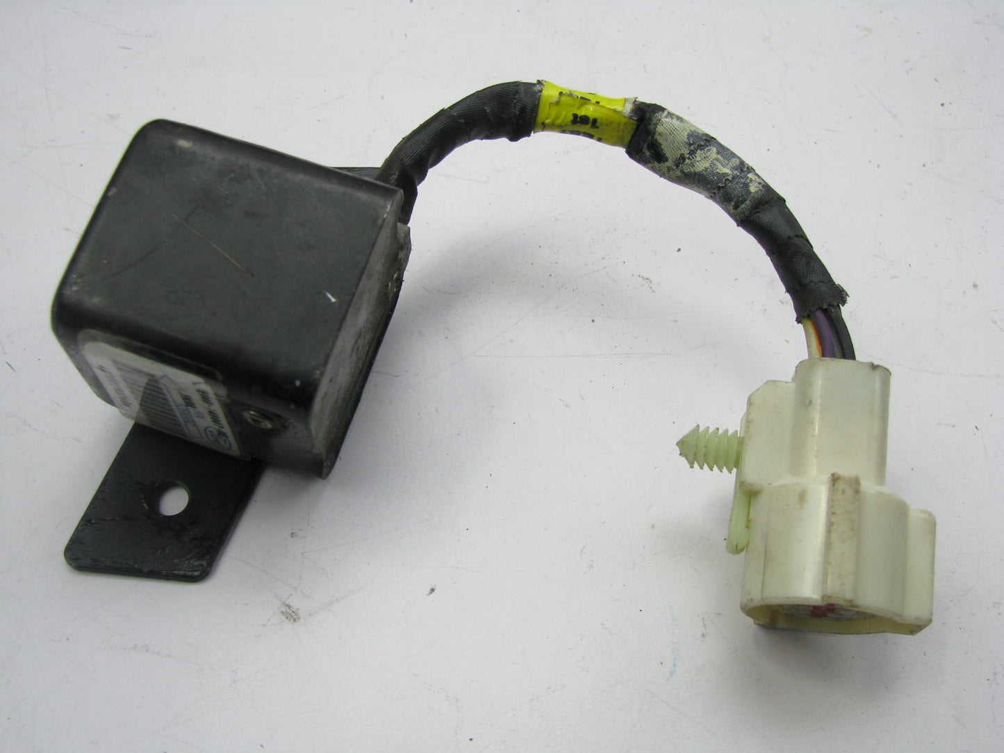 NEW OUT OF BOX E9OB-14B007-AE Rear SRS Crash Sensor 1989 Lincoln Continental