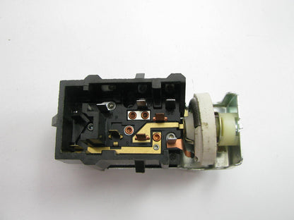 NEW - OUT OF BOX - OEM Ford E9SB-11654-AB AUTO HEADLIGHT Headlamp Switch