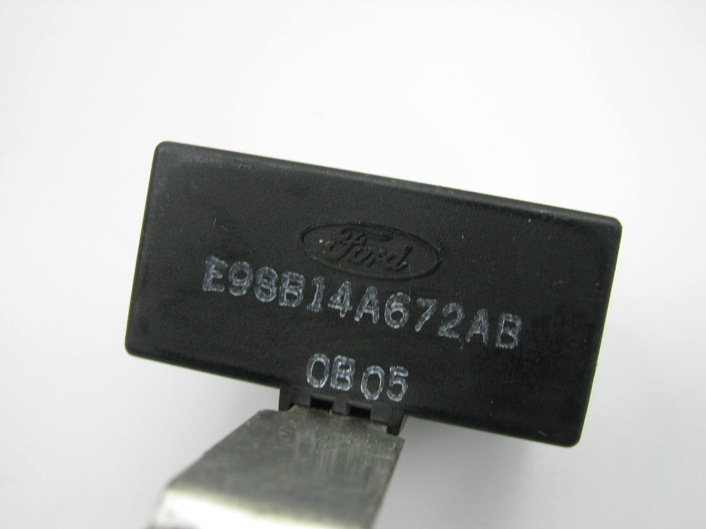 NEW - OUT OF BOX - Genuine OEM Ford E9SB-14A672-AB Headlight Head Lamp Relay