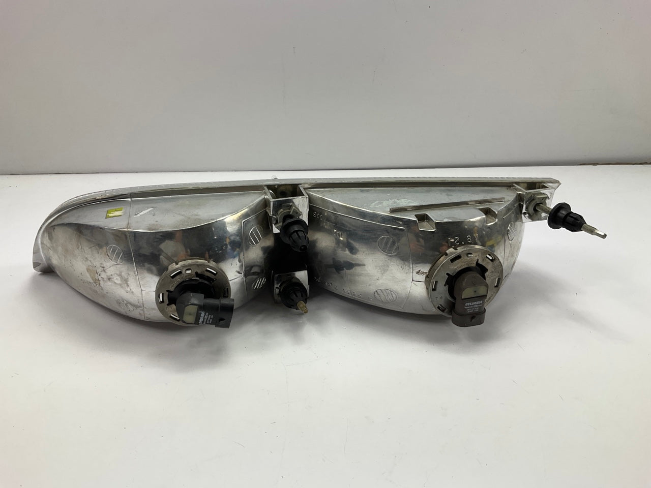 USED OEM E9SZ-13008-A Right Passenger Head Lamp Headlight 89-93 Ford Thunderbird