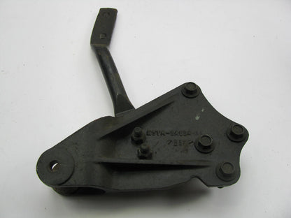 NEW UNBOXED E9TA-3A094-AA Front Track Bar Mounting Bracket 1988-93 F Super Duty