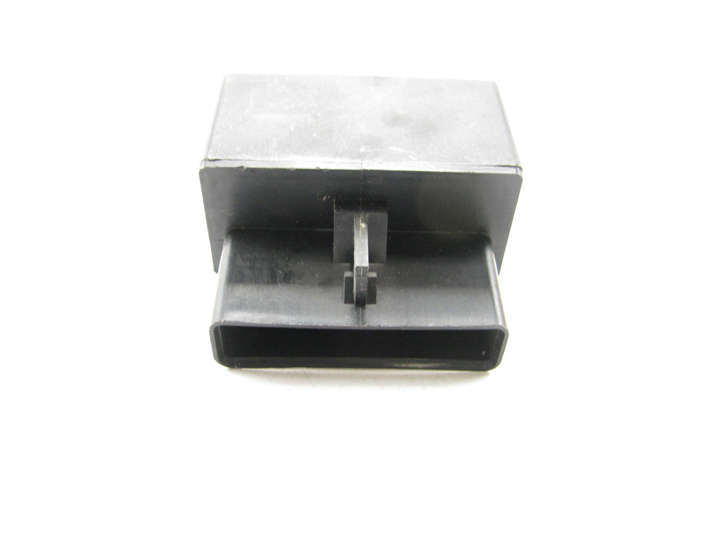 NEW - OUT OF BOX FORD E9UB-14A093-AA Accessory Safety Relay 1989-91 E-150/350