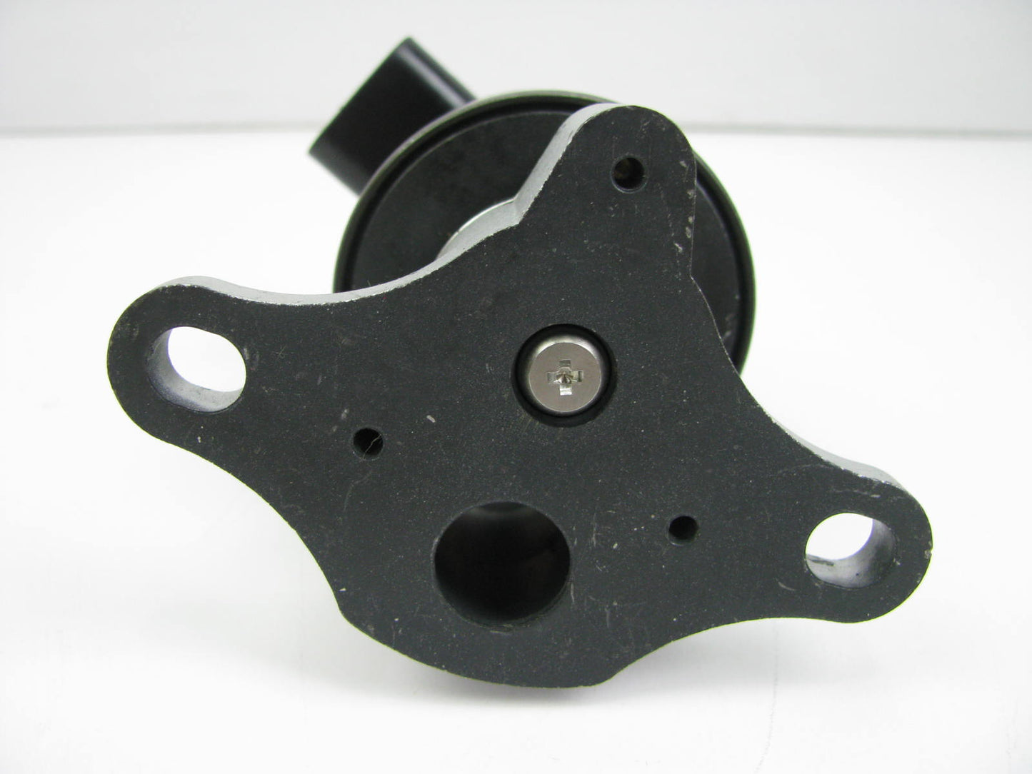 NEW - OUT OF BOX EGV541 EGR Valve 1992-1994 Chevrolet GMC 4.3L-V6