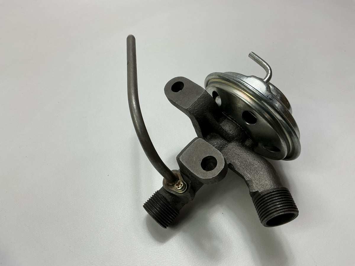 NEW UNBOXED - EGV547 EGR Valve For 1989-1995 Toyota 4Runner, Pickup, 93-94 T100
