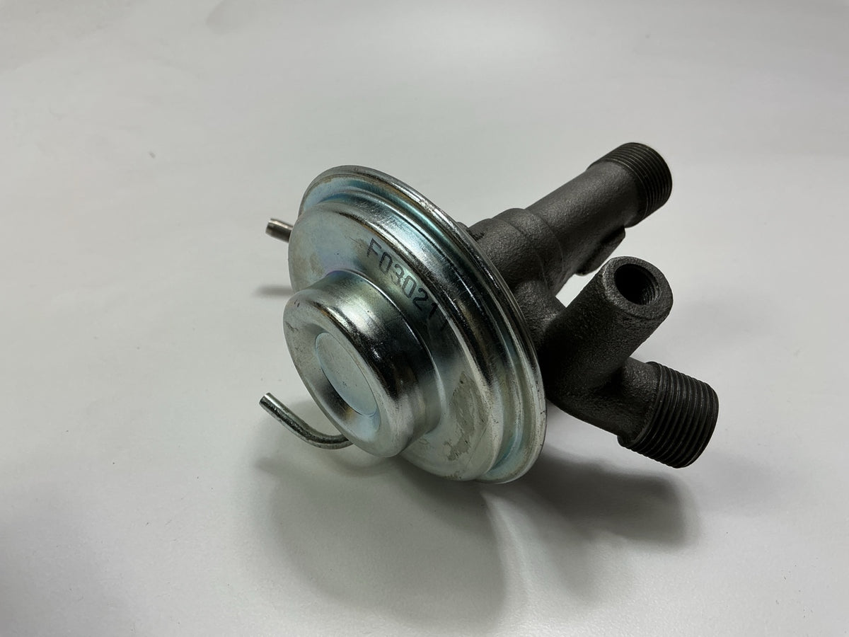 NEW UNBOXED - EGV547 EGR Valve For 1989-1995 Toyota 4Runner, Pickup, 93-94 T100