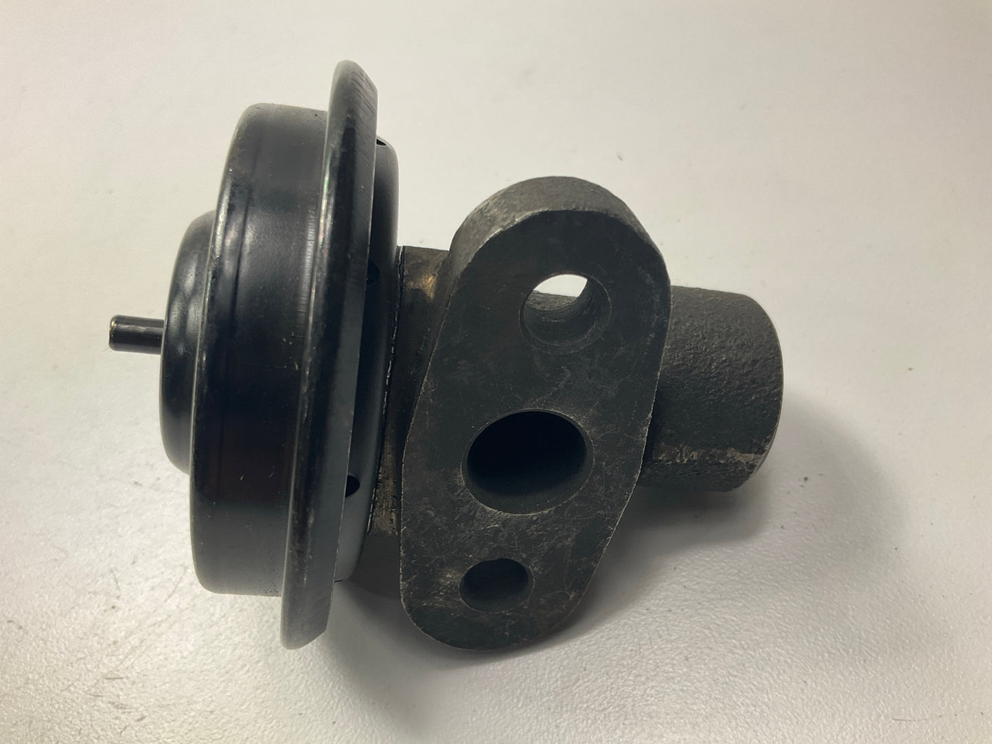 NEW - UNBOXED EGV609 Exhaust Gas Recirculation (EGR) Valve