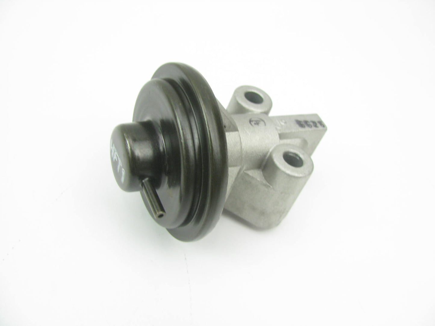 NEW - OUT OF BOX EGV959 EGR Valve For 1999-2006 Hyundai 2.4L-L4