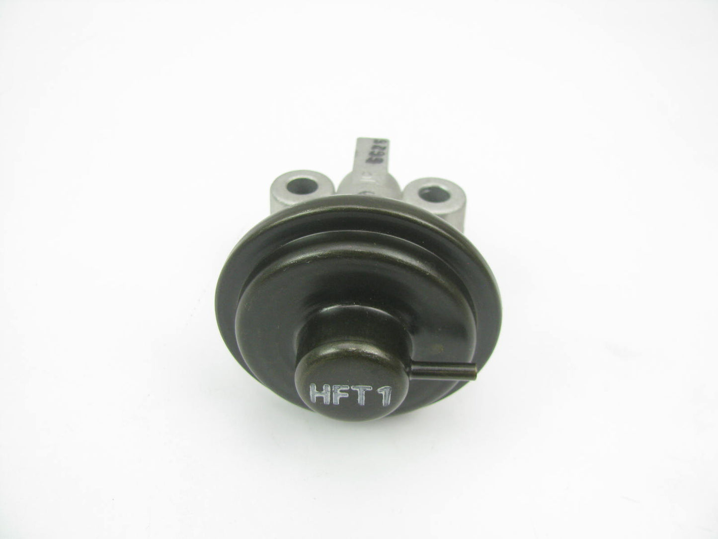 NEW - OUT OF BOX EGV959 EGR Valve For 1999-2006 Hyundai 2.4L-L4