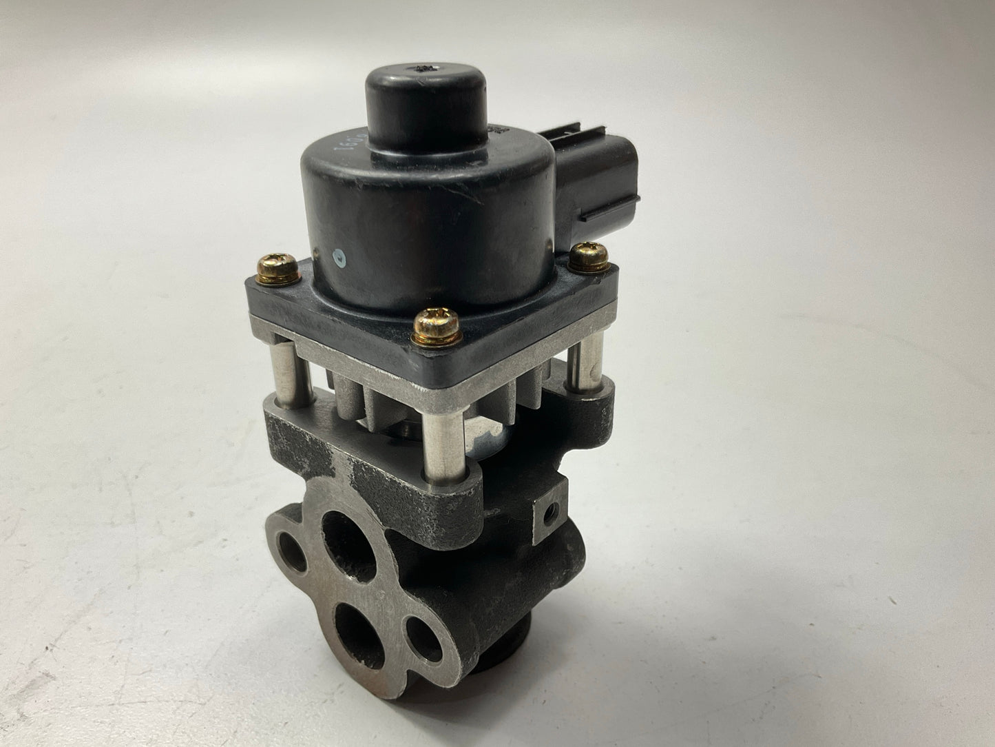 NEW - UNBOXED EGV991 Exhaust Gas Recirculation (EGR) Valve