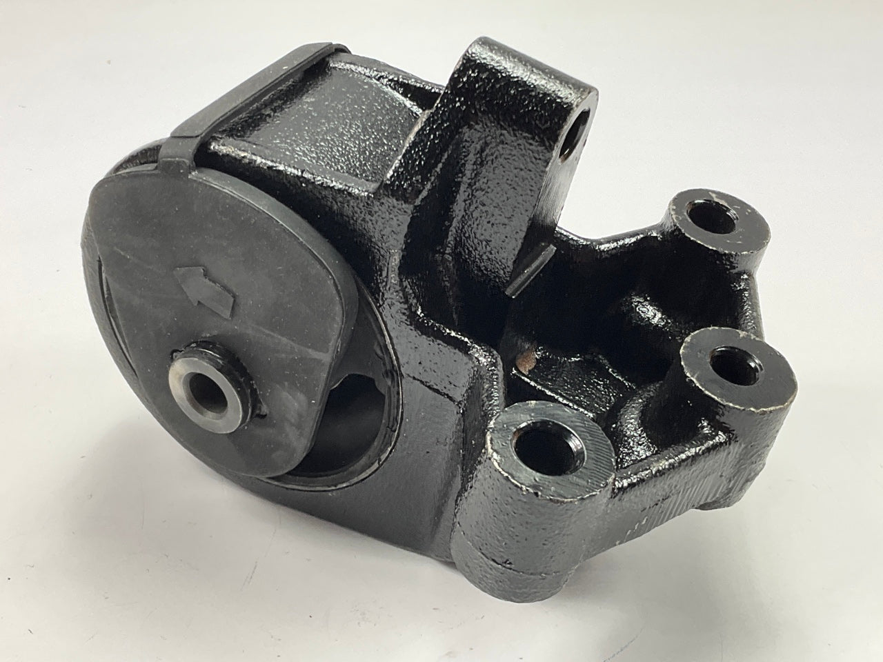 NEW UNBOXED EM-9349 Left Automatic Transmission Mount For 06-12 Kia Sedona 3.8L