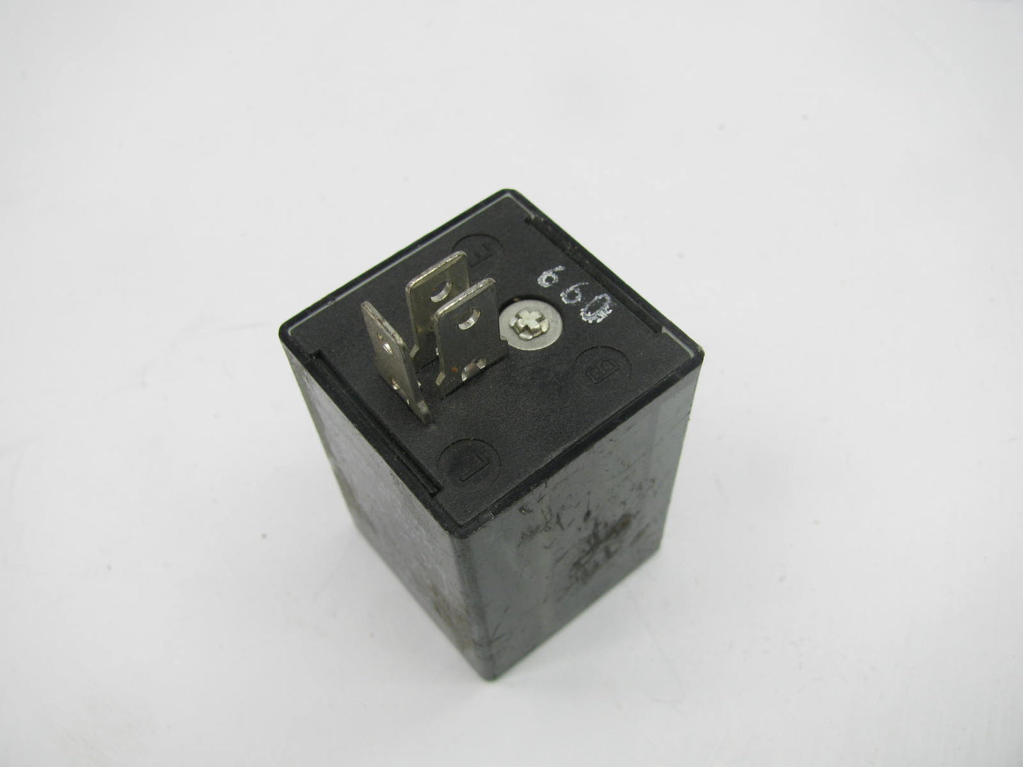 NEW - OUT OF BOX - Tridon EP33 Hazard Warning & Turn Signal Flasher
