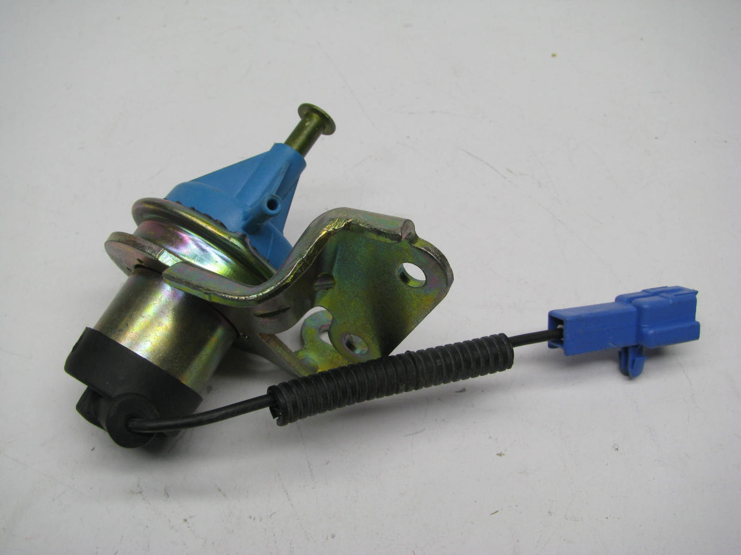 NEW - OUT OF BOX ES122 Carburetor Idle Stop Solenoid