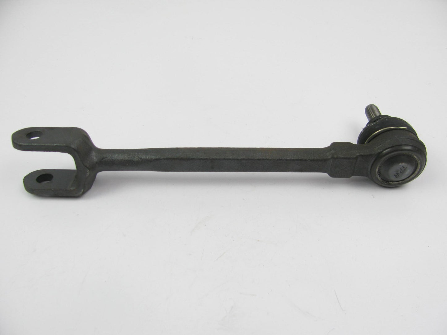 NEW - OUT OF BOX ES2175R LEFT OUTER Steering Tie Rod End