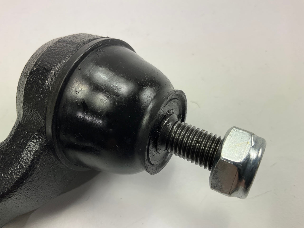 NEW - UNBOXED ES2197R Front Left Inner Steering Tie Rod End