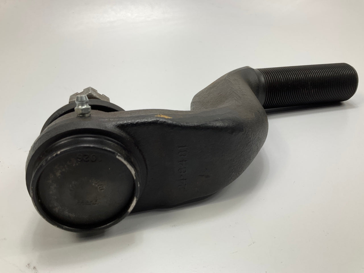 NEW - OUT OF BOX ES2201R Front Right Outer Steering Tie Rod End