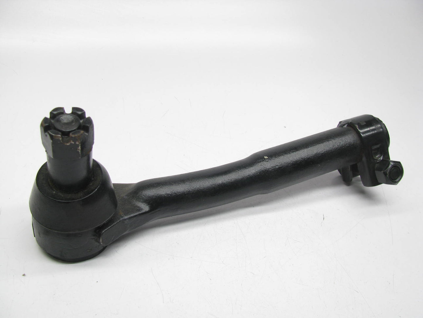 NEW - OUT OF BOX ES3054 Steering Tie Rod End For Navistar Replaces 581064C91