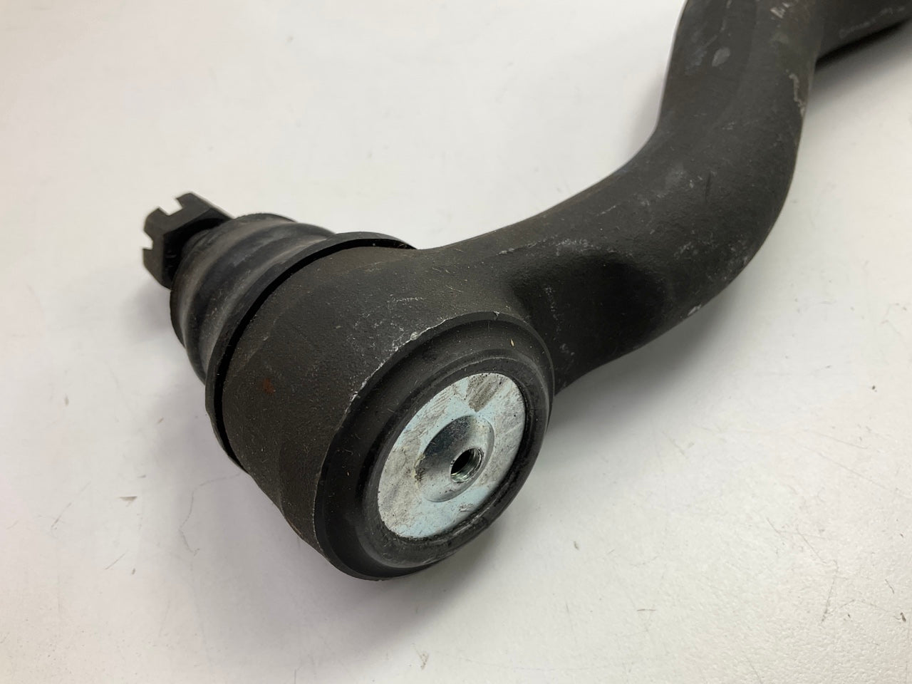 NEW - OUT OF BOX ES3423 Front Left Outer Steering Tie Rod End