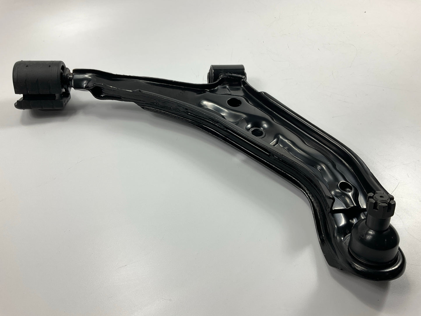 NEW - UNBOXED EXCK620357 Suspension Control Arm & Ball Joint, Front Right Lower