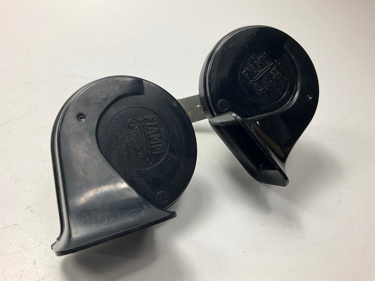NEW UNBOXED OEM Ford F03Z-13832-B Low & High Note Horn Set - 88-90 Escort