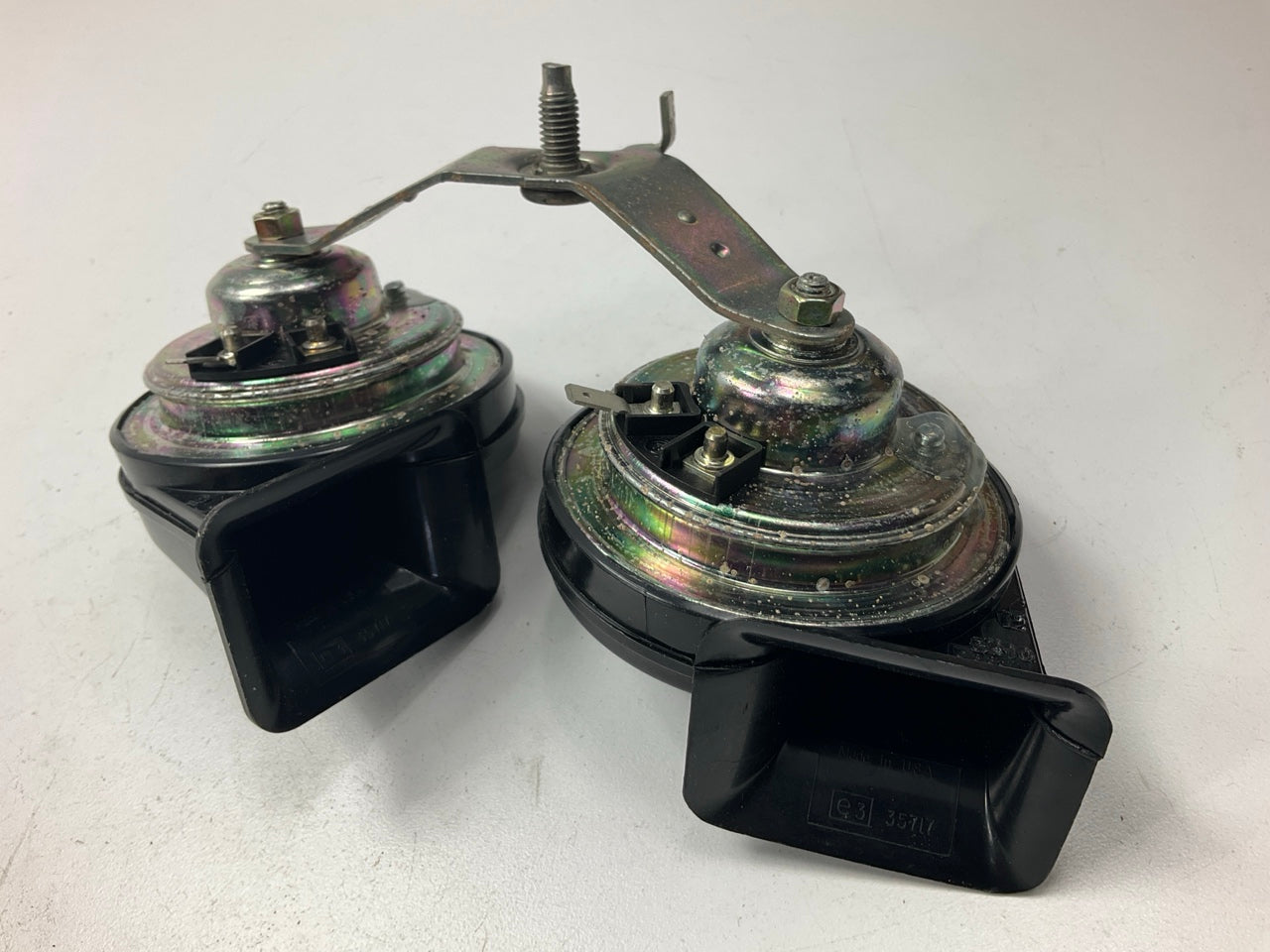 NEW UNBOXED OEM Ford F03Z-13832-B Low & High Note Horn Set - 88-90 Escort