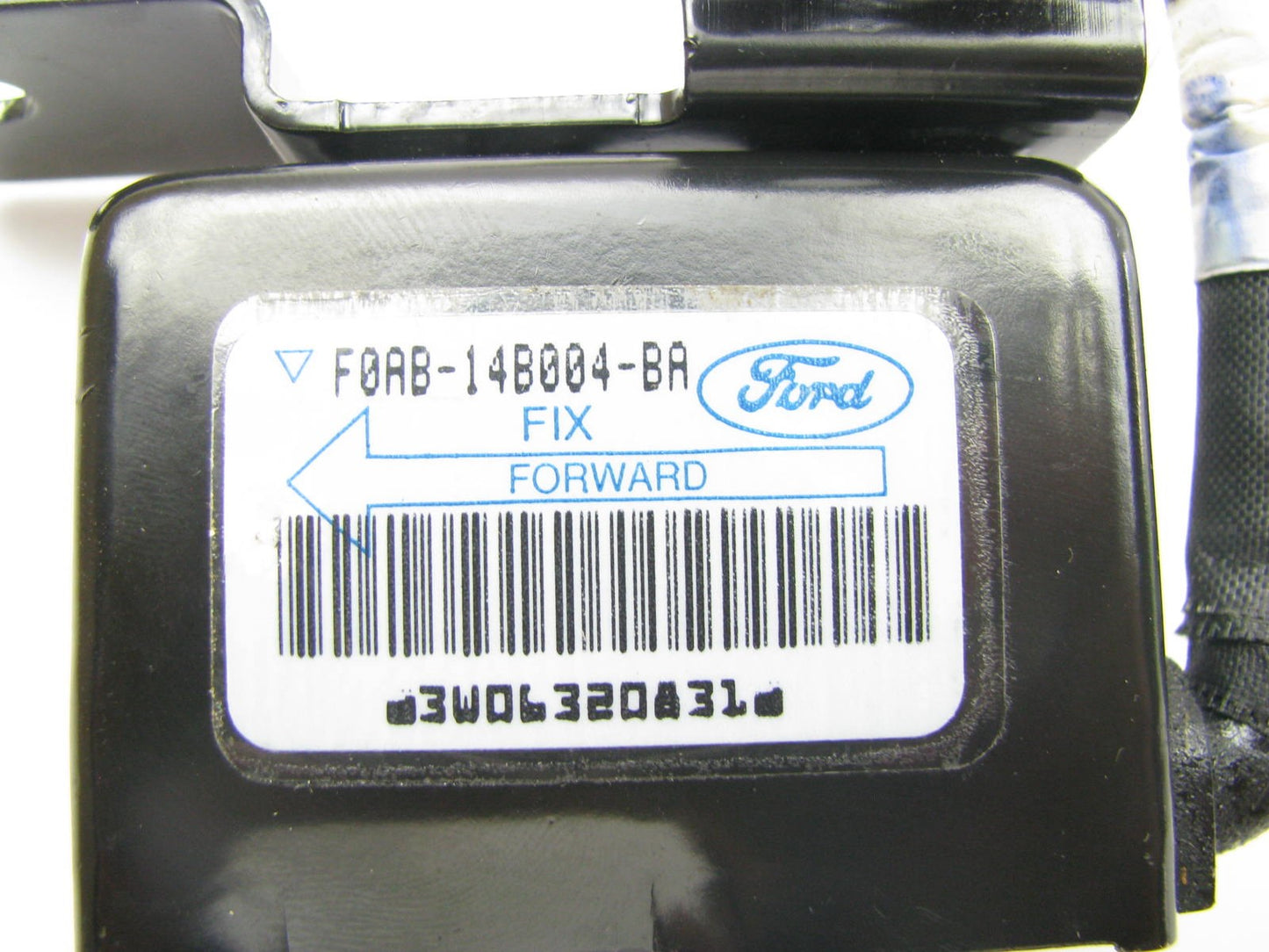 NEW - OUT OF BOX OEM Ford F0AB-14B004-BA Front SRS Crash Sensor Type 2