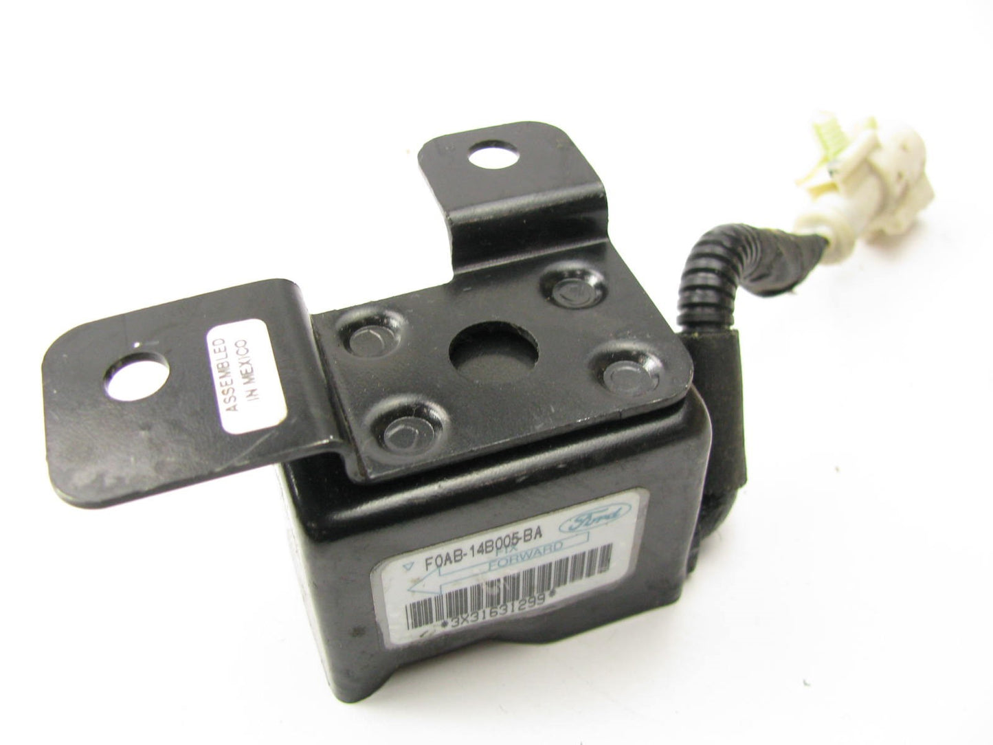 NEW - OUT OF BOX OEM Ford F0AB-14B005-BA Front Left SRS Crash Sensor