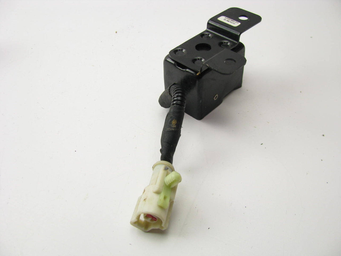 NEW - OUT OF BOX OEM Ford F0AB-14B005-BA Front Left SRS Crash Sensor