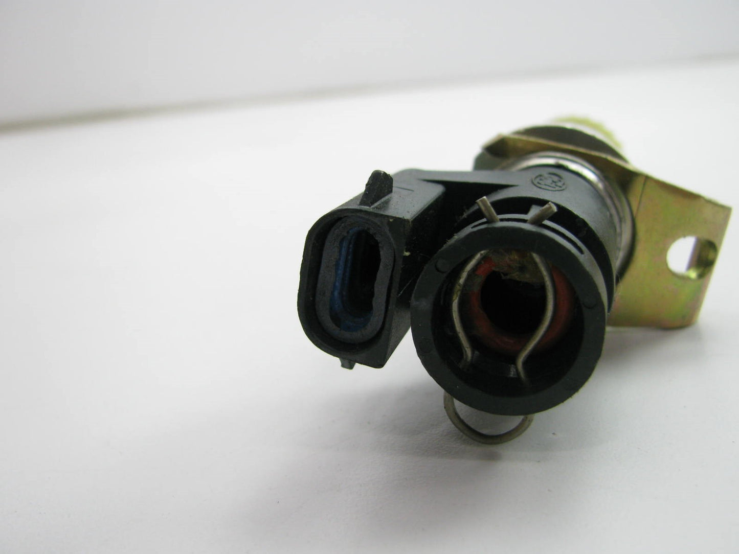 NEW - OUT OF BOX - OEM Ford F0C6-17271-AB Vehicle Speed Sensor