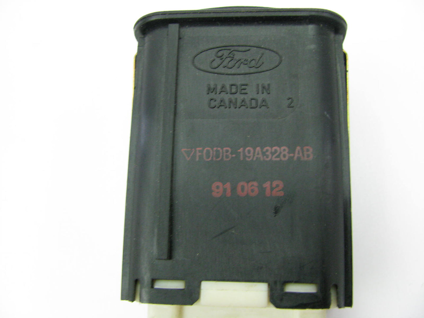 NEW - OUT OF BOX FORD F0DB-19A328-AB REAR Window Defrost Switch 1990-91 Taurus