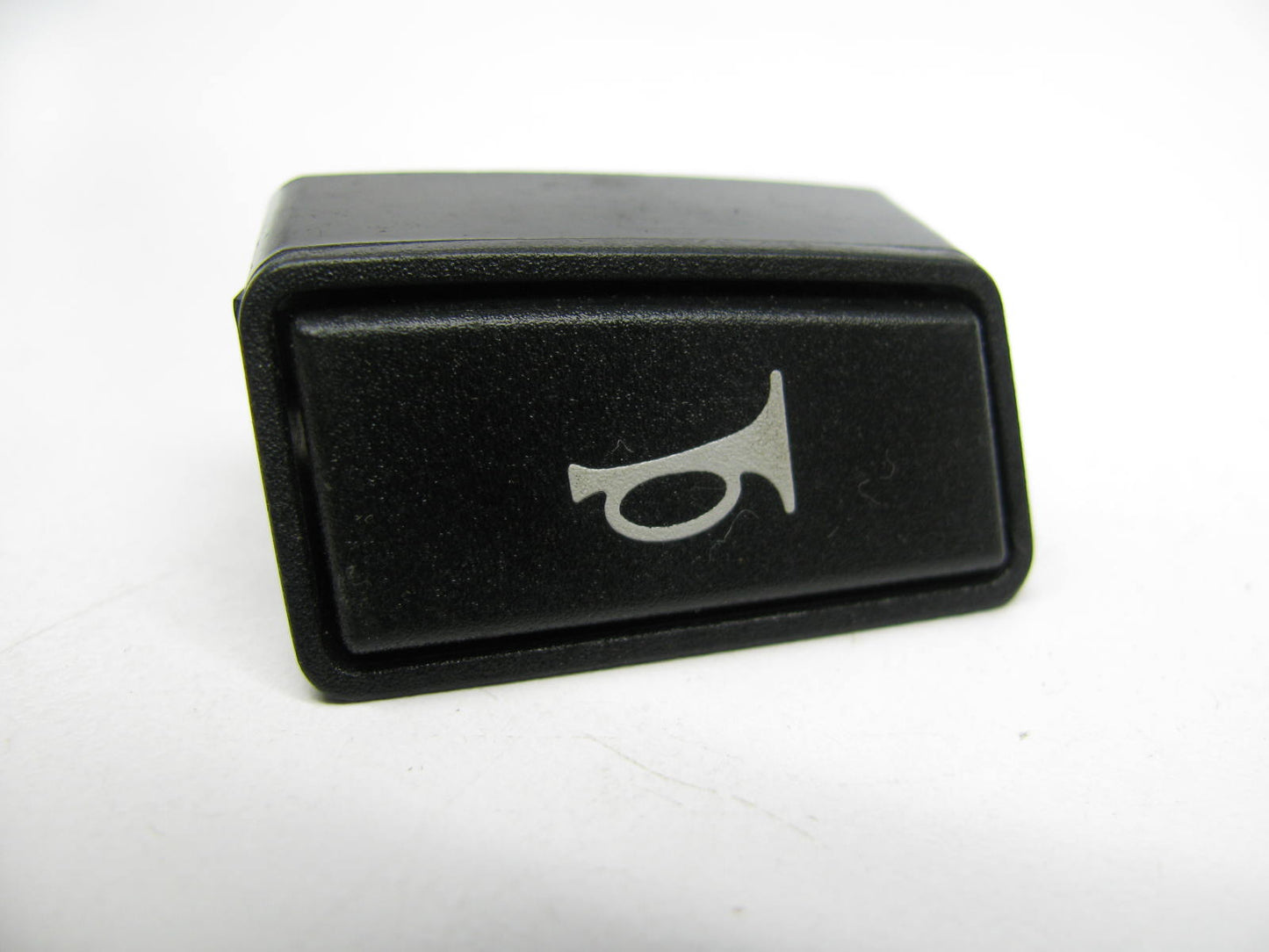 NEW - OUT OF BOX - 94-96 BRONCO F150 F250 F350 Horn Button Switch F0DC-13A805-BB