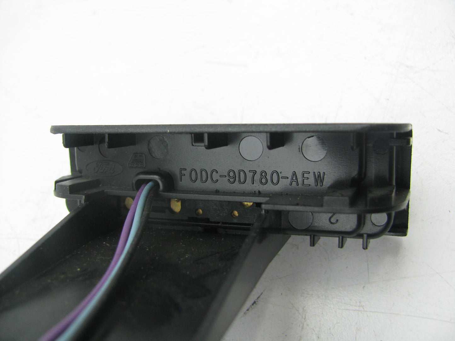 NEW - OUT OF BOX F0DC-9D780-AEW-BLACK Cruise Control Switch 90-93 Taurus & Sable