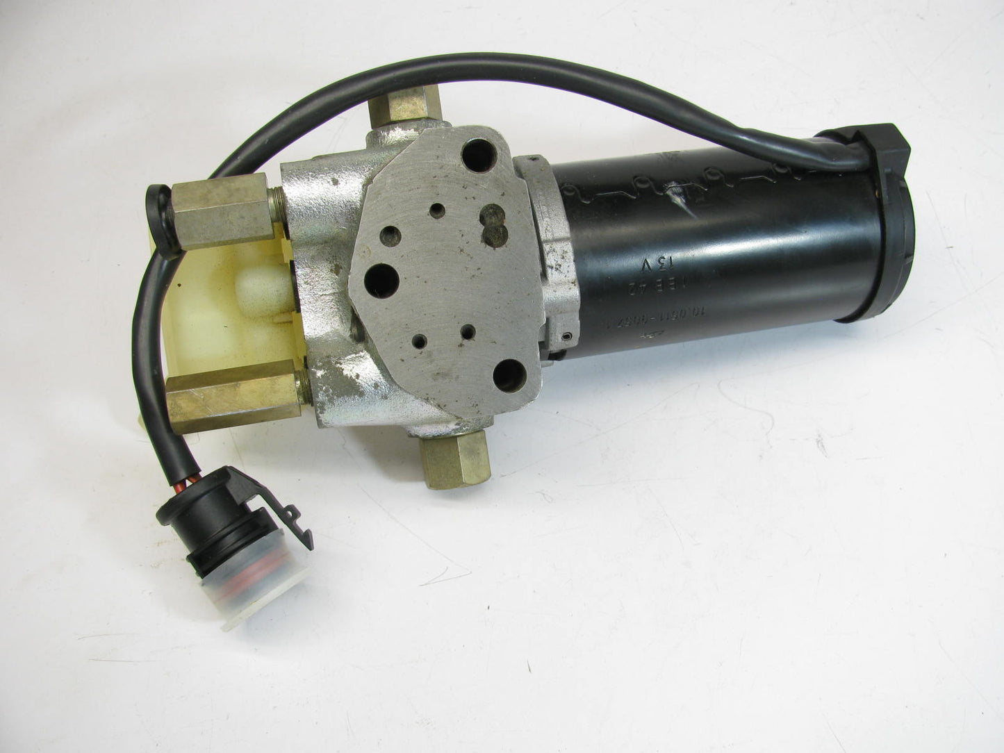 NEW - OUT OF BOX - OEM FORD F0DZ-2C256-A ABS Pump And Motor Assembly