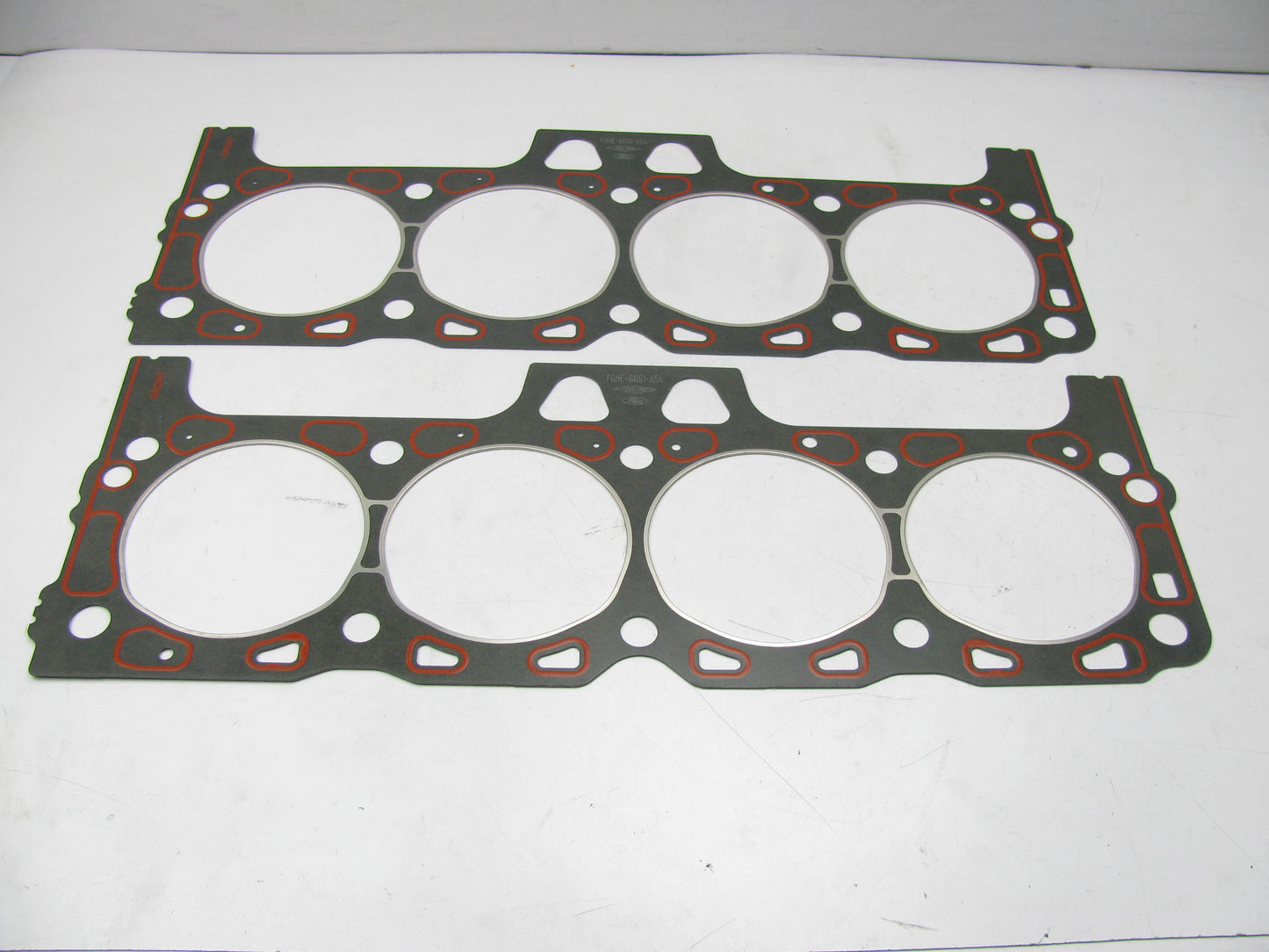 (2) NEW GENUINE OEM Head Gaskets - 1980-1991 Ford F-600 F-700 6.1L 370 V8 Truck