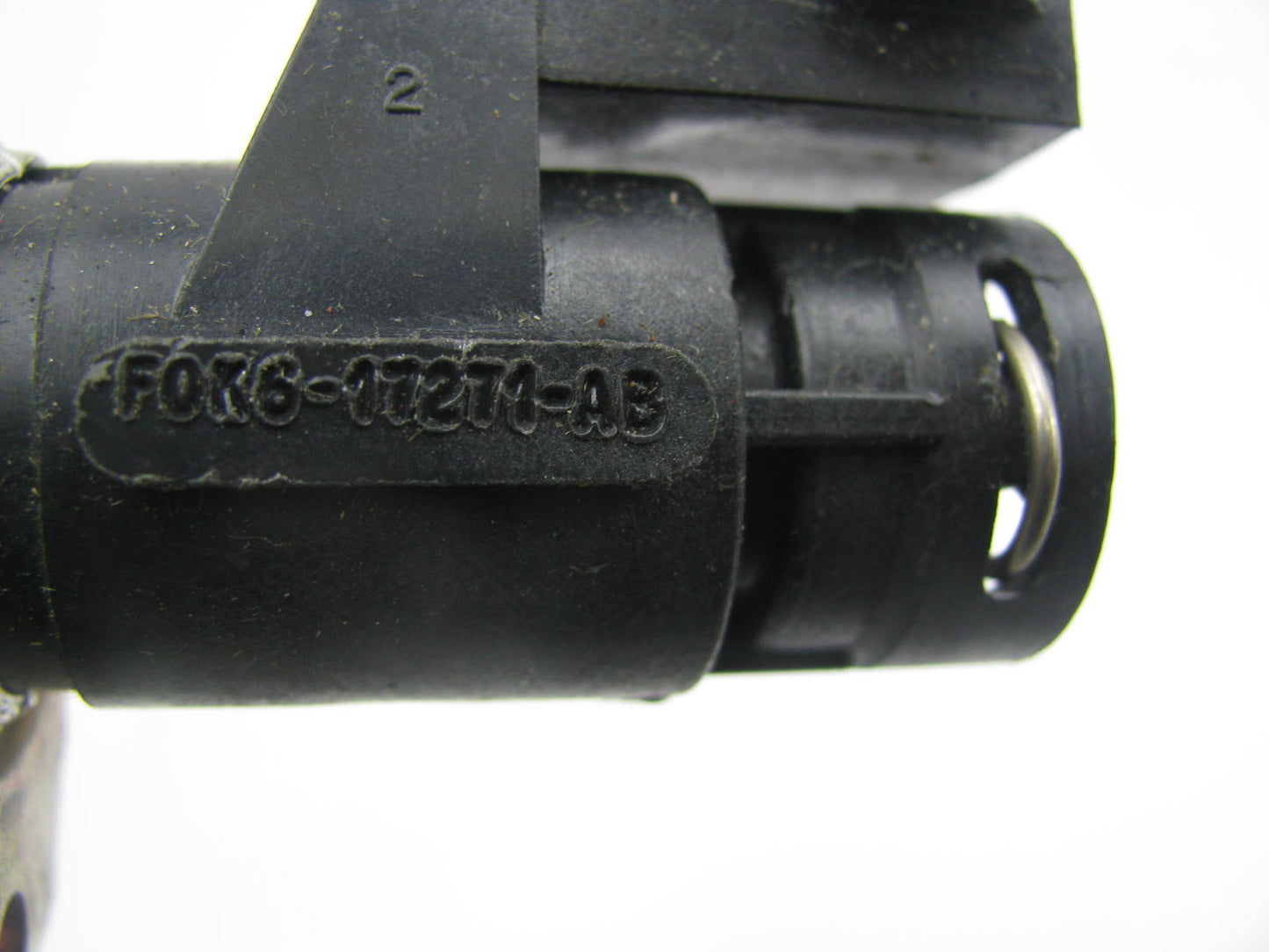 NEW - OUT OF BOX - OEM Ford F0K6-17271-AB Speed Sensor  W/ 22 Teeth; Red