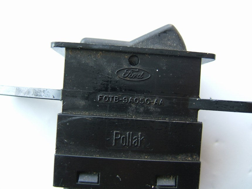 NEW - OUT OF BOX - OEM FORD F0TB-9A050-AA Fuel Tank Selector Switch F0TZ-9A050-A